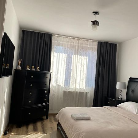 Laura Apartament Targu Mures Exterior foto